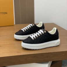 Louis Vuitton Low Shoes